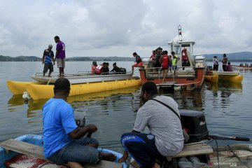 Pesawat jatuh di Danau Sentani