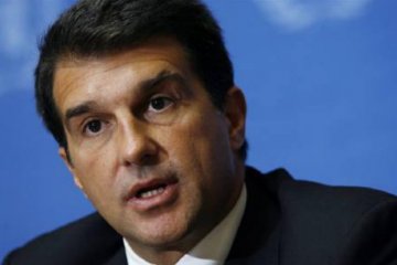 Joan Laporta berharap Messi bisa bertahan dan lihat Camp Nou baru