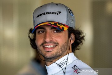 Apa alasan Ferrari memilih Sainz?