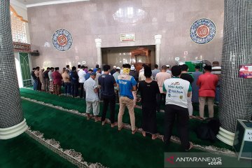 MUI Provinsi Kepri perbolehkan shalat berjamaah di masjid