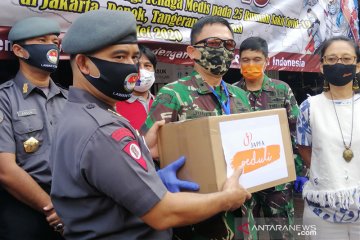 Kemhan bagikan 2.500 paket makanan kepada tenaga medis COVID-19