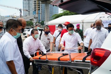 Toyota Indonesia serahkan bantuan untuk tenaga medis lewat PMI