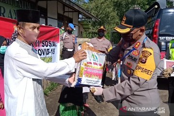 Polres Rejang Lebong salurkan bantuan paket sembako