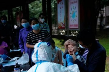 Otoritas kesehatan China gelar tes massal COVID-19 di Wuhan