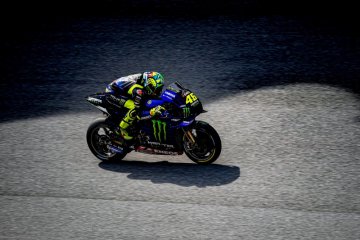 Bos tim Petronas Yamaha jawab rumor kepindahan Rossi untuk MotoGP 2021