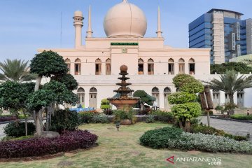 Masjid Agung Al-Azhar tunggu putusan pemprov terkait shalat Idul Fitri