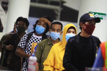 Pemulangan pekerja migran Indonesia ke Semarang