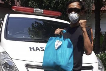 Pegiat perempuan bantu sopir ambulans pengantar korban COVID-19