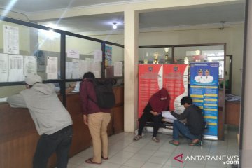 Warga Depok buat KTP-el lebih dari setahun belum juga selesai