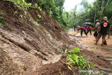 Bencana tanah longsor di Banyuwangi