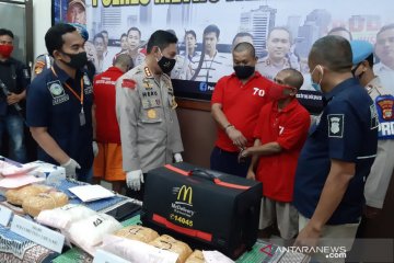 Polisi sita 8,5 kilogram sabu dari 5 pengedar jaringan internasional