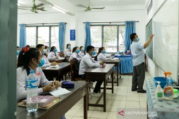 Pemerintah Laos mulai buka sekolah