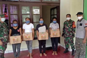 Koramil Jagakarsa salurkan sembako untuk mahasiswa Papua