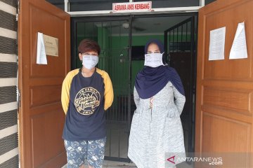 Pekerja terdampak COVID-19 rayakan Lebaran di balai Kemensos