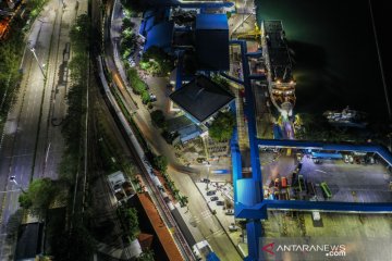 Foto aerial sepinya Pelabuhan Merak jelang lebaran