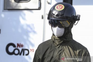 Kemarin, pasien sembuh usia muda dan helm canggih TNI cegah COVID-19