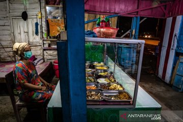 Warung makan di jalur Pantura sepi pengunjung
