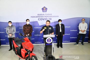 Politik kemarin, larangan Shalat Id berjamaah hingga lelang motor