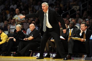 Mantan pelatih Utah Jazz Jerry Sloan tutup usia