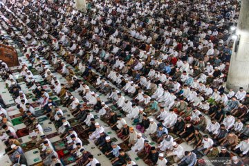 Shalat Id berjamaah di berbagai kota Indonesia