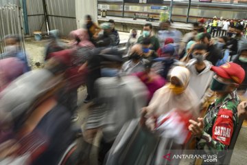 Penurunan jumlah penumpang KRL saat libur lebaran