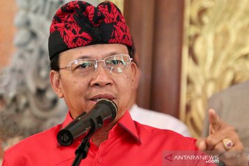 Gubernur Bali: Jangan pojokkan aparat soal kerumunan di Kampung Jawa