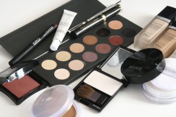 Cara mengetahui produk "makeup" yang kedaluwarsa