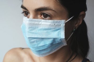 Tips cegah iritasi kulit saat menggunakan masker