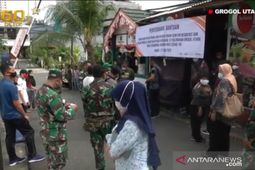 Kasad beri bantuan bahan kebutuhan pokok bagi terdampak Corona