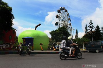 Masyarakat diminta tetap waspada masuki masa transisi normal baru