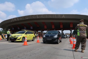 Arus kendaraan terpantau ramai lancar di Tol Cikupa