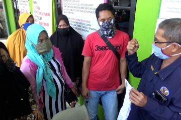 Belum terima Bansos, warga datangi kantor Dinsos Banjarmasin