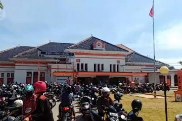 Kantor Pos salurkan BST kepada 10.000 warga Pekalongan