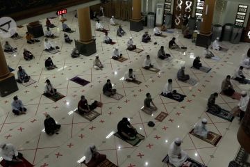 Masjid Agung Al-Barqah di Bekasi gelar Shalat Jumat