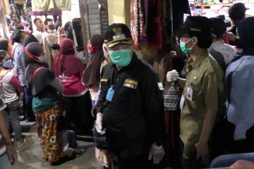 Pedagang tak ikuti aturan, Bupati ancam tutup pasar