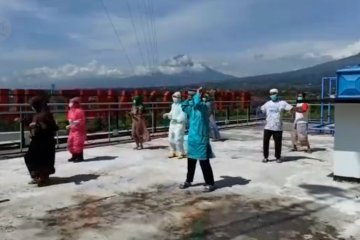 Pasien COVID-19 di Temanggung senam maumere