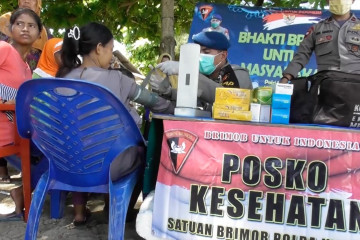 Brimob Polda Babel buka layanan kesehatan di pulau terpencil