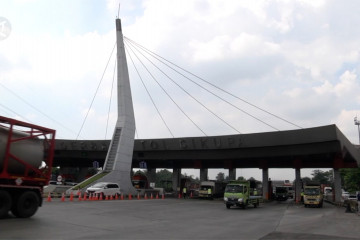 H-4 lebaran,  Tol Cikupa terpantau ramai lancar