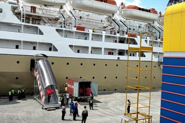 Pelabuhan Tanjung Priok ramai layani angkutan logistik