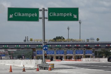 H+1 Lebaran, Tol Cikampek lancar