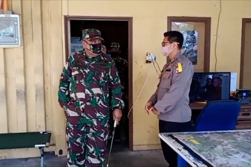 Tambahan aparat dikerahkan untuk mendisiplinkan masyarakat