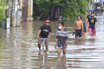 Denpasar terendam banjir
