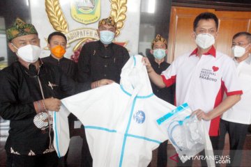 Prabowo sumbang 800 paket APD buat tenaga medis di Kabupaten Bogor