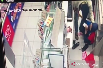 Polisi buru perampok bersenjata todong karyawan minimarket Hayam Wuruk