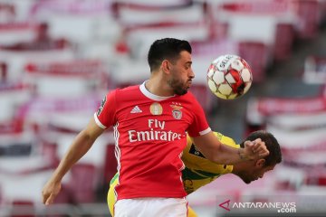 Setelah bus tim dilempari batu, rumah beberapa pemain Benfica dirusak