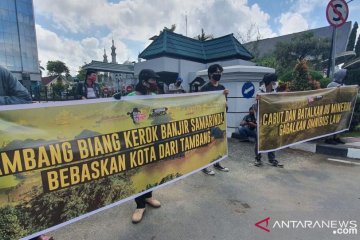 KMS Kaltim demo Minta Hentikan Virus Tambang