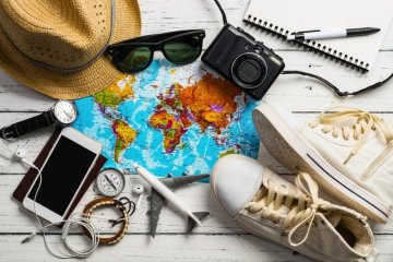 Prediksi tujuan wisata domestik yang diminati pada akhir tahun