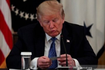 Trump akan tandatangani RUU yang tekan China terkait Uighur