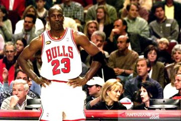 Sepatu awal karir Michael Jordan akan dilelang Rp1,4 miliar lebih
