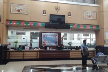 Kantor PTSP Jakarta Barat buka layanan pada masa PSBB transisi